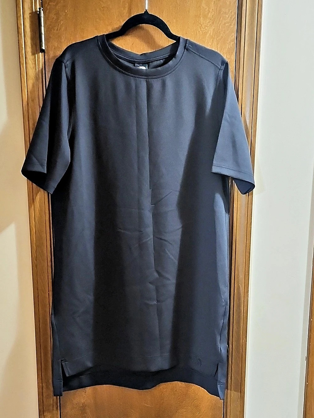 The North Face S/S Sleek Knit Tunic Relaxed Fit Tunic in Black Size Large NWT